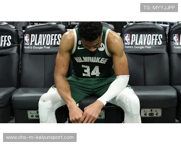 字母哥空砍37+8！末节12分仍遭逆转 关键四罚中一成罪人，字母哥抢断扣篮